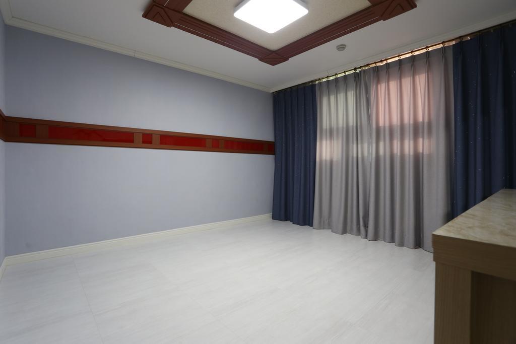 גנגנאונג Paradaise Motel מראה חיצוני תמונה