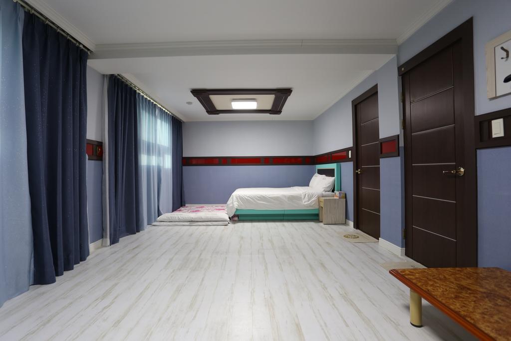 גנגנאונג Paradaise Motel מראה חיצוני תמונה