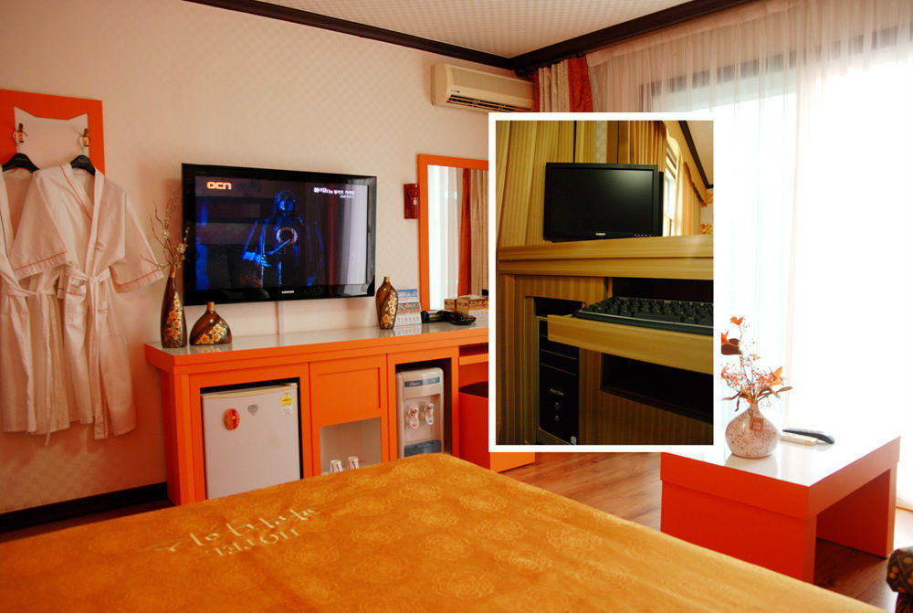 גנגנאונג Paradaise Motel מראה חיצוני תמונה